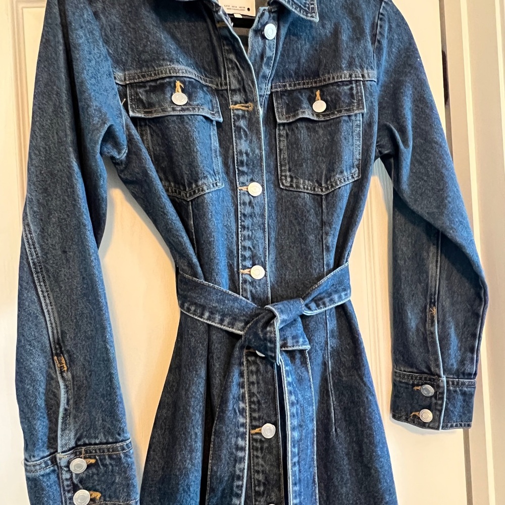 Zara ZW Blue Denim Front Fastening Belted Shirt Midi Dress. Size M - Picture 5 of 7